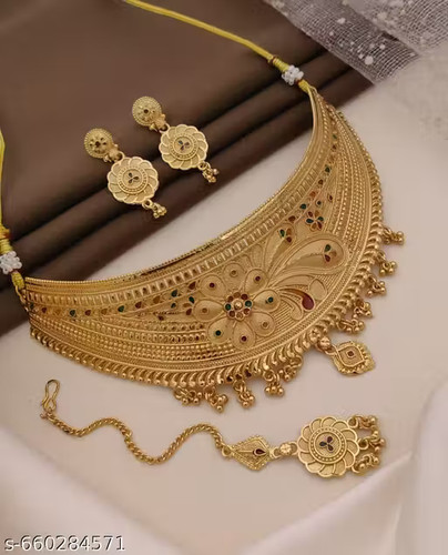 Gold plated jewellery set - gold,
