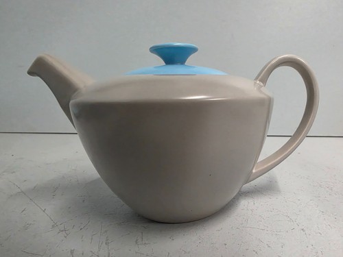 Poole pottery twintone - twintone, c104