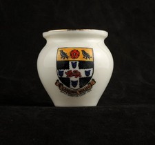 Vintage WH Goss model of Roman Pot - Cardinal Wolsey coat of arms