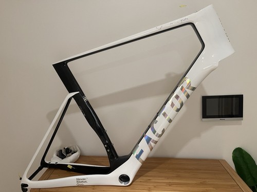 Carbon disc frameset - carbon,