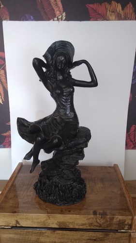 Vintage resin statue girls - vintage, on