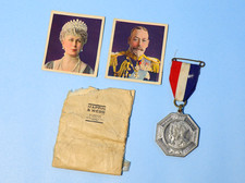 1935 George VI & Queen Mary Silver Jubilee Medal County of Middlesex & Pics #SJ