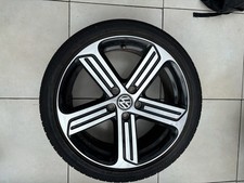 Genuine 18" Volkswagen VW Golf