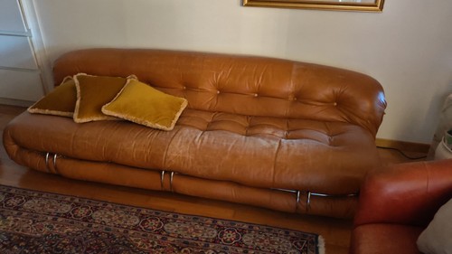 Cassina model soriana seater - cassina,