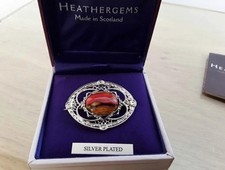 Silver plated "Heathergems" brooch, made in Scotland from heather stems. BNIB 