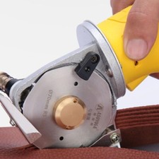 UK Mains 70mm Blade Electric