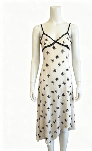 Cream floral lace trim - floral,
