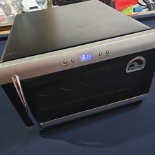 Igloo 8 Bottle Countertop Wine