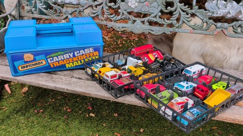 Vintage matchbox carry - matchbox, case