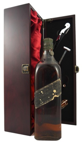 1930 bottling johnnie - 1930's,
