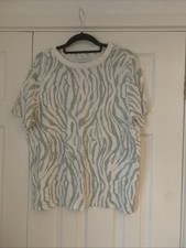 Green Tiger Stripe Casual Tshirt Primark Size M Uk14 Bnwot