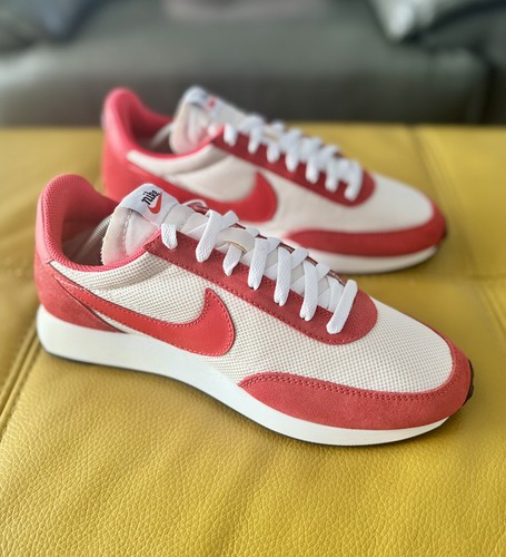 Brand new nike tailwind 79 - new,