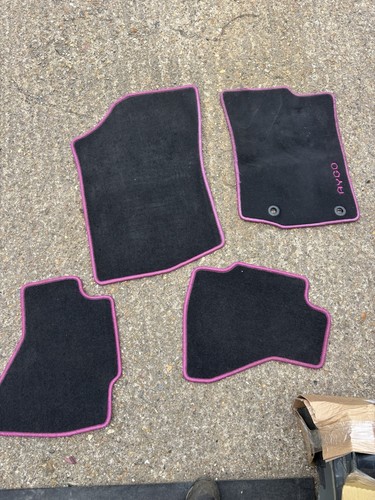 Toyota aygo floor mats - toyota,