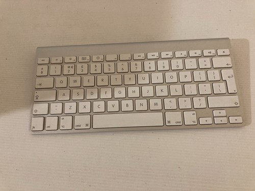 Genuine apple keyboard a1314 - genuine,