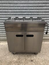 Hot cupboard Bain Marie Parry Mobile Servery with Dry Heated Top / Catering