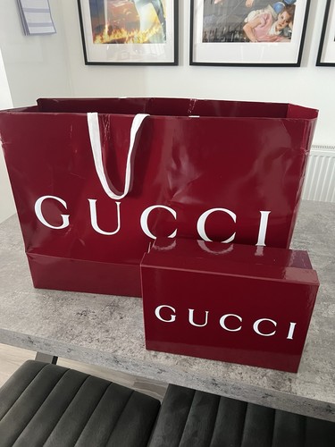 Gucci gift box with - gift, bag