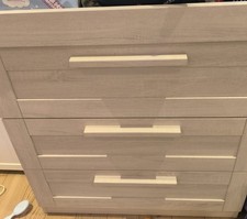 Child's Room Chest of Drawers Changing Table