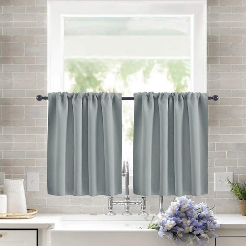 Short blackout curtain small - short,