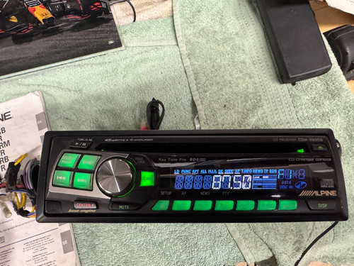Alpine cdm 9805r car stereo - alpine,