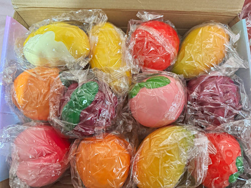 Slow rise fruit squishy - slow,