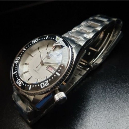 Seiko5 7s26 02r0 movement case - 7s26,