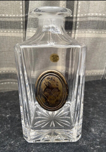 Attractive royal crystal - royal, rock