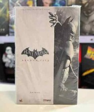 New Hot Toys VGM18 Batman