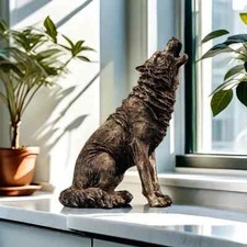 Wolf Figurine Majestic | Wolf