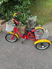 MUSKETEER CHILDRENS TRICYCLE NOT BICYCLE- NINETIES VINTAGE TRADITIONAL TRIKE.
