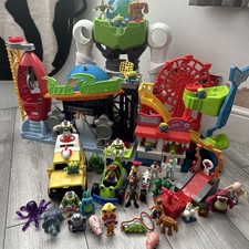 Imaginext Toy Story Buzz Lightyear Robot with figures, vehicles &  Accessories 