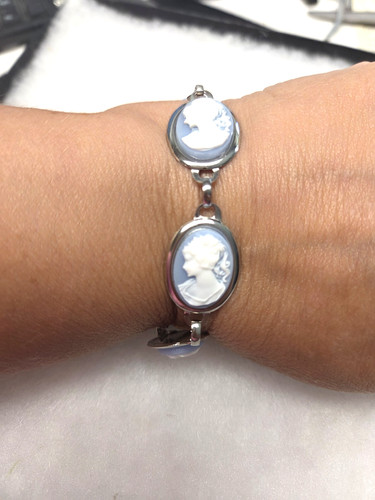 Vtg silver tone blue white