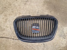 Seat Leon MK2 Front Bumper Grill Grille Chrome Emblem Logo Badge