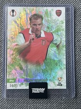 Topps Total Football 2023 - DENNIS BERGKAMP Arsenal Legend - Green Parallel /75