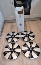 Volkswagen ID3– 18″ Wheel Trim Set – Bi-Colour Part Number: 10A071458BWZG