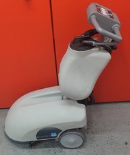 Ice scrub 35D Battery  Compact Floor Scrubber Dryer Cordless Cleaning Machine 