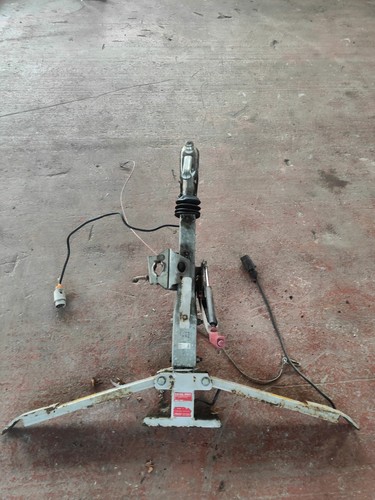 Car tow frame missing - car-a-tow, (missing