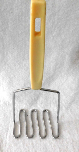 Vintage yellow handle wire - vintage,