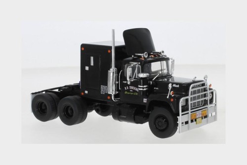 Ixo mack series - ixo, tractor