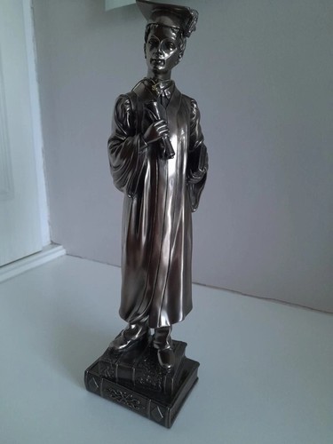 Graduation boy figurine - boy,