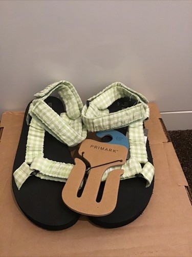Primark green white material - primark,