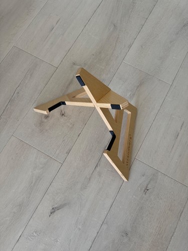 Strandberg guitar stand
