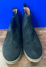 RYDALE BLACK SUEDE CHELSEA BOOTS SIZE 6