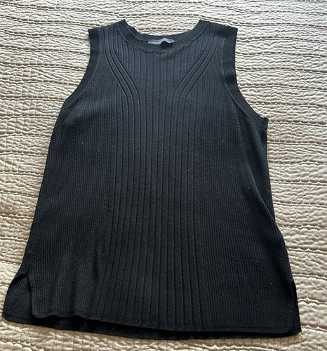 Black sleeveless tank - sleeveless,