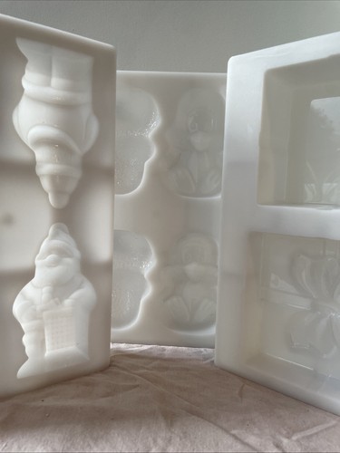 Christmas chocolate moulds - chocolate,
