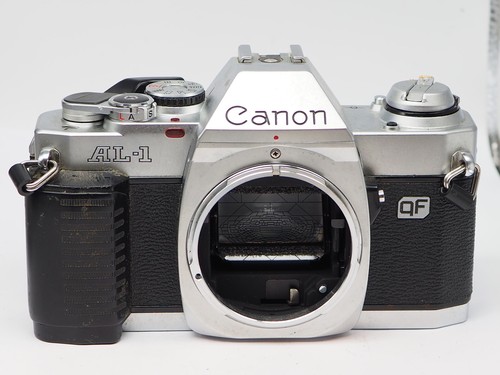 Canon 35mm slr camera - canon,