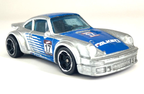 Hot wheels porsche 934 turbo - hot,