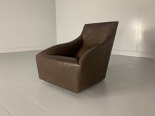 Molteni & C “Doda” Armchair - In Pale-Walnut Brown Leather