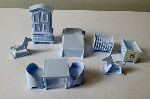 Vintage plastic dollhouse - vintage,