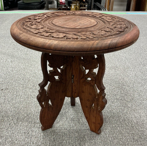 Small vintage hand carved - vintage, hand-carved