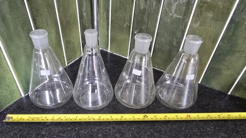 250ml graduated glass - 250ml,